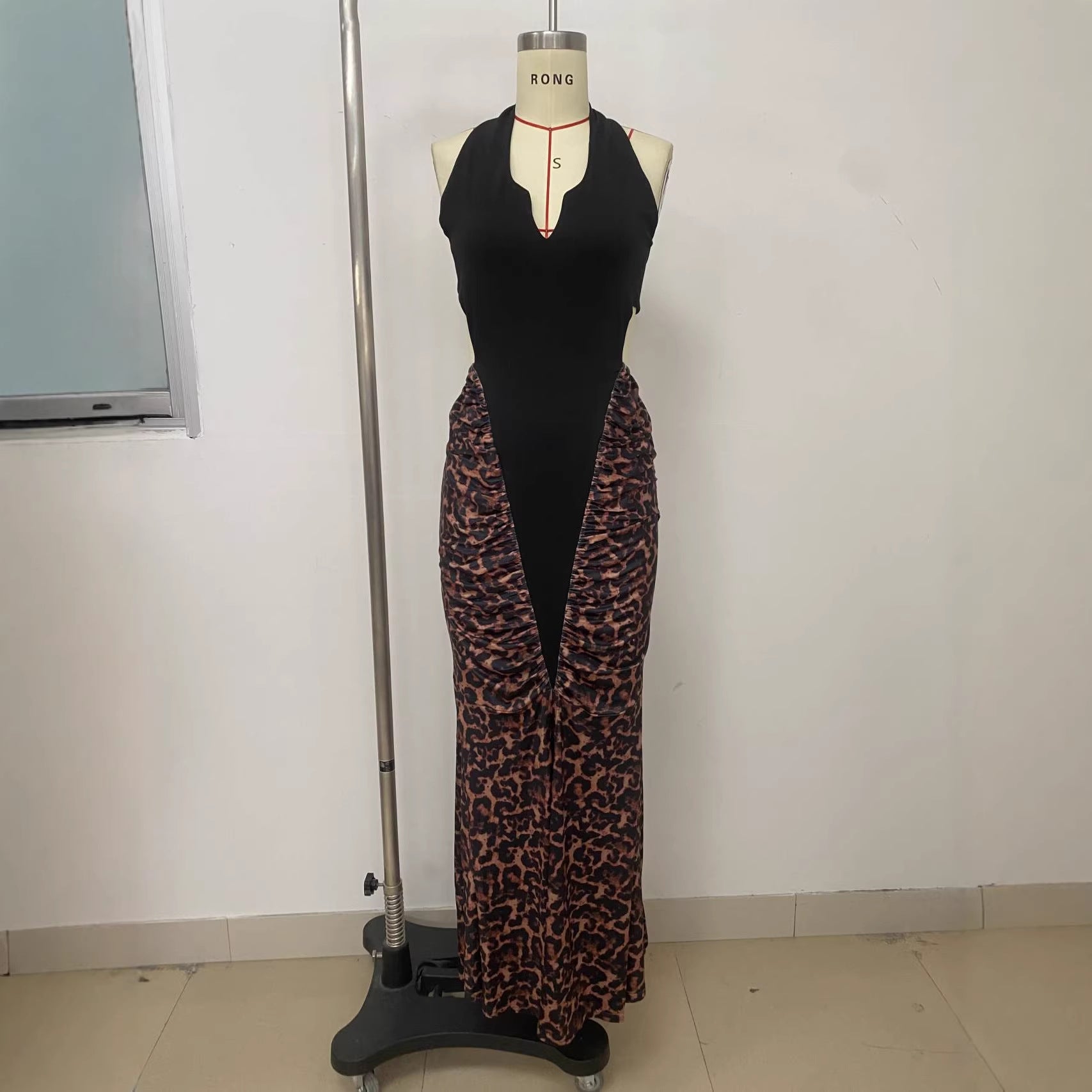 Women V-Neck Halter Neck Slit Patchwork Leopard Print Hollow-Out Dress