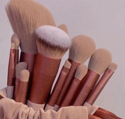 13-Piece Professional Makeup Brush Set - Foundation, Blush & Eye Brushes