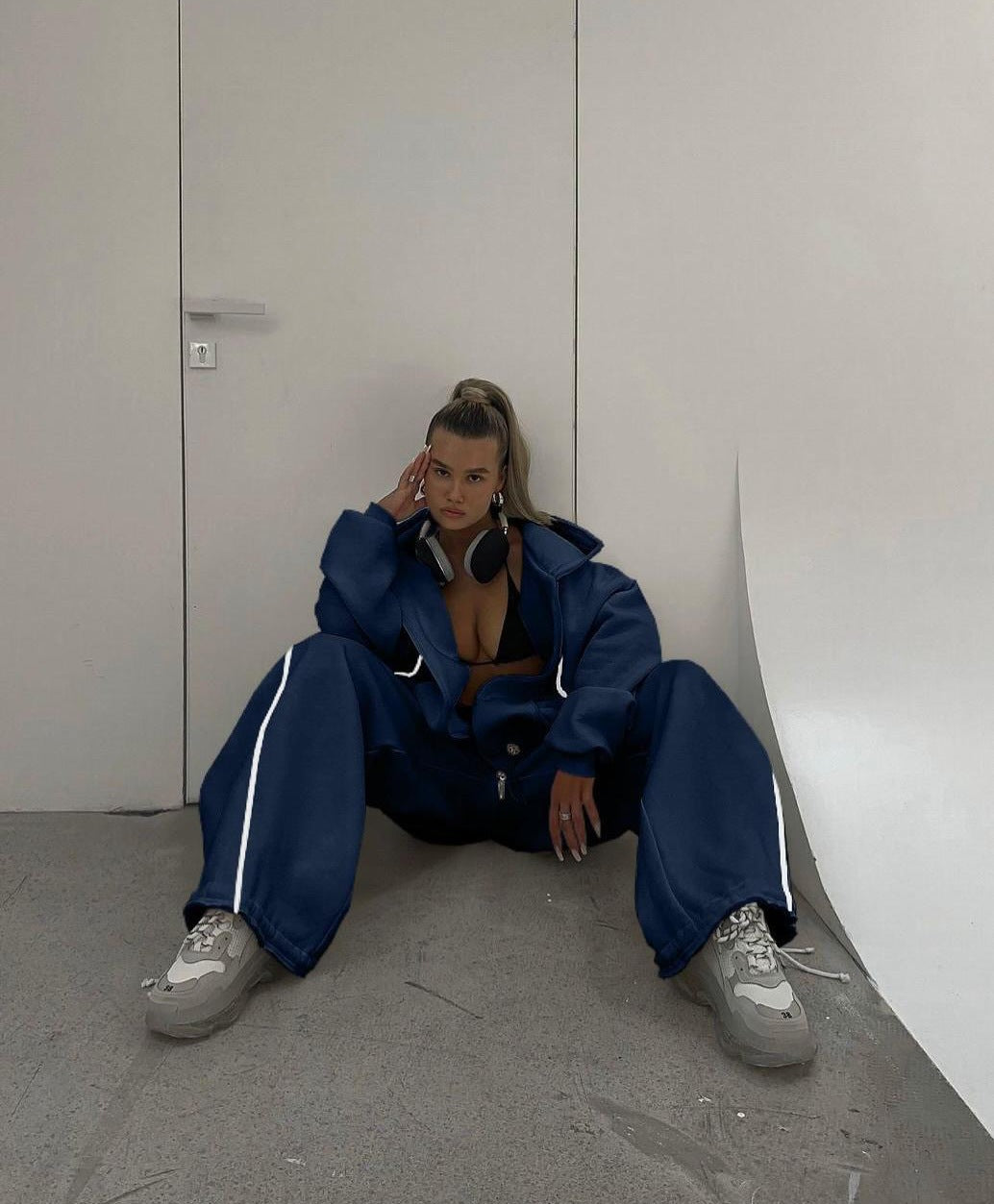 Women Contrast Zipper Hoodies And Pants Two-Piece Set