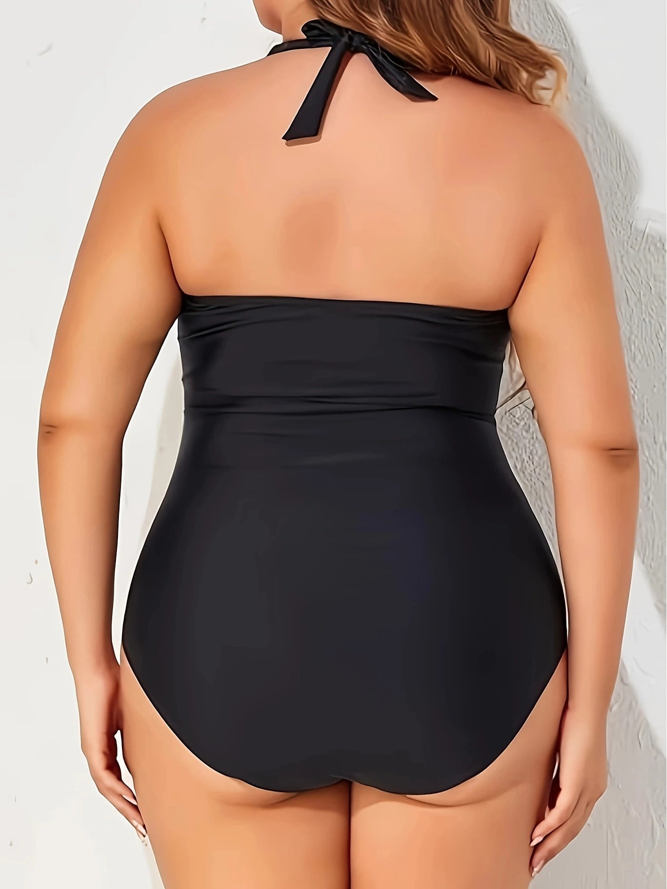 Plus Size Women Tie Back Cross Strap One-Piece Swimsuit