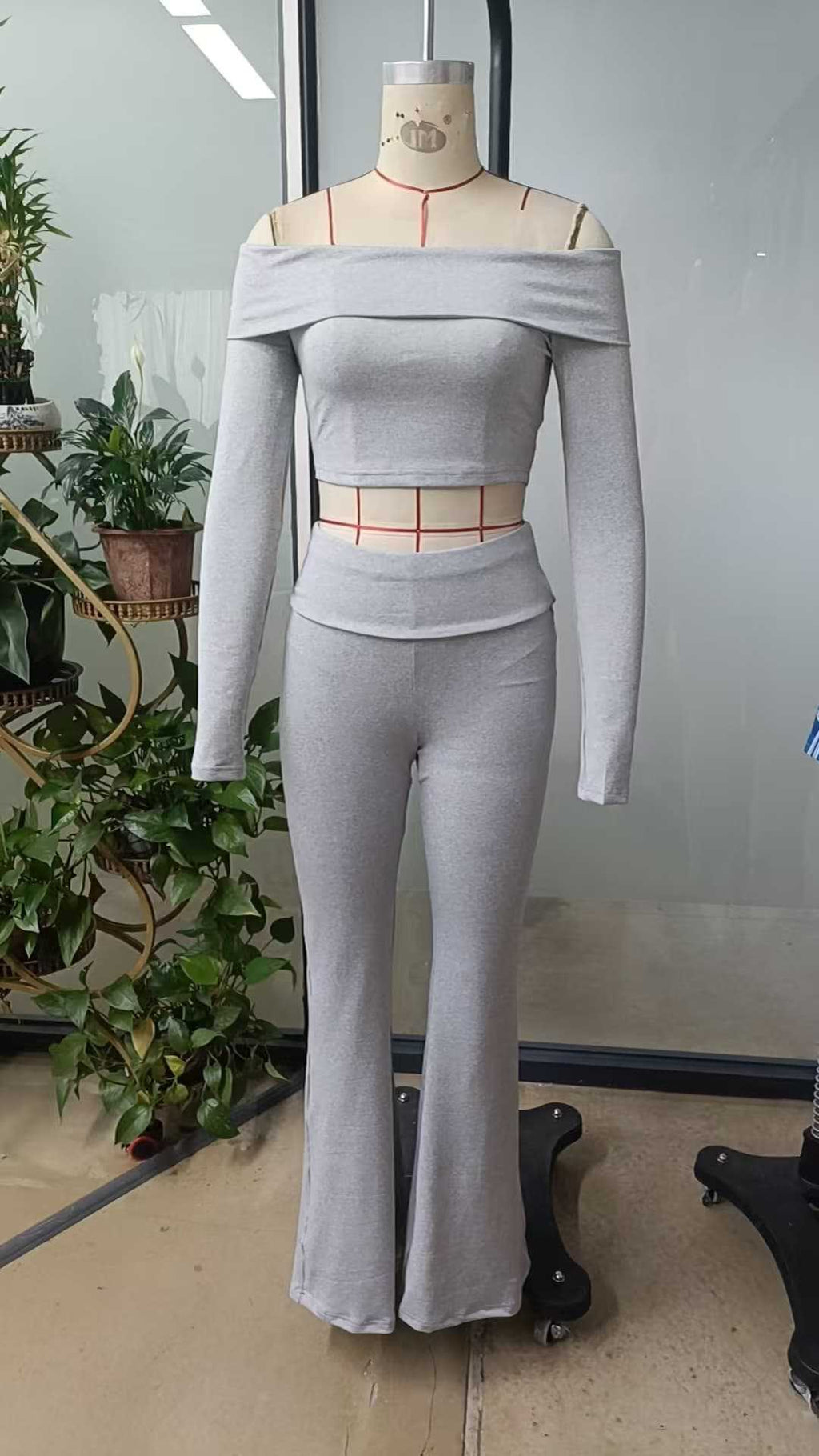 Women Off-The-Shoulder Long-Sleeved Top And Trousers Two-Piece Set