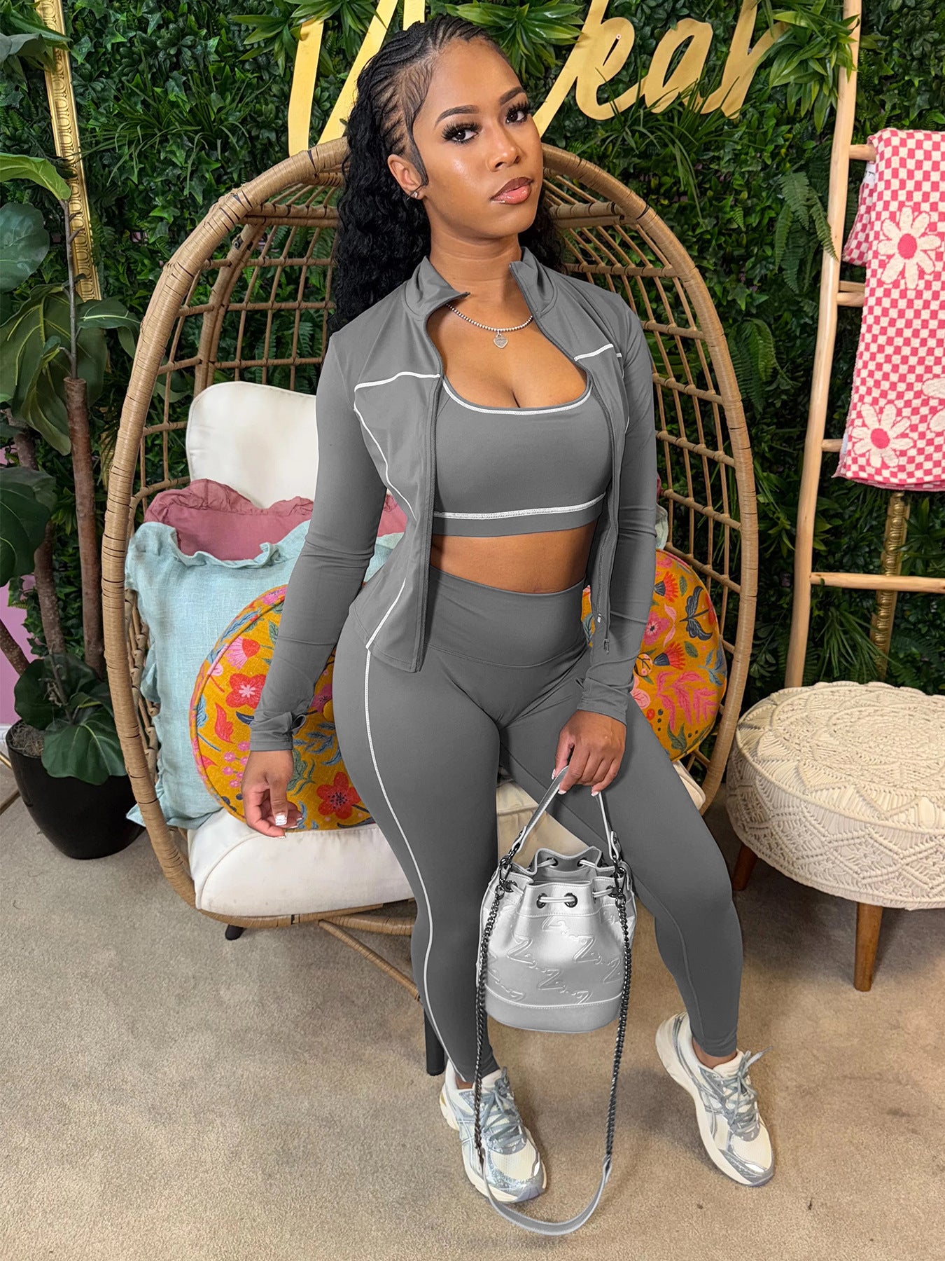 Women Zippered Thumb-Sleeve Long-Sleeved Top And Pants Three-Piece Set