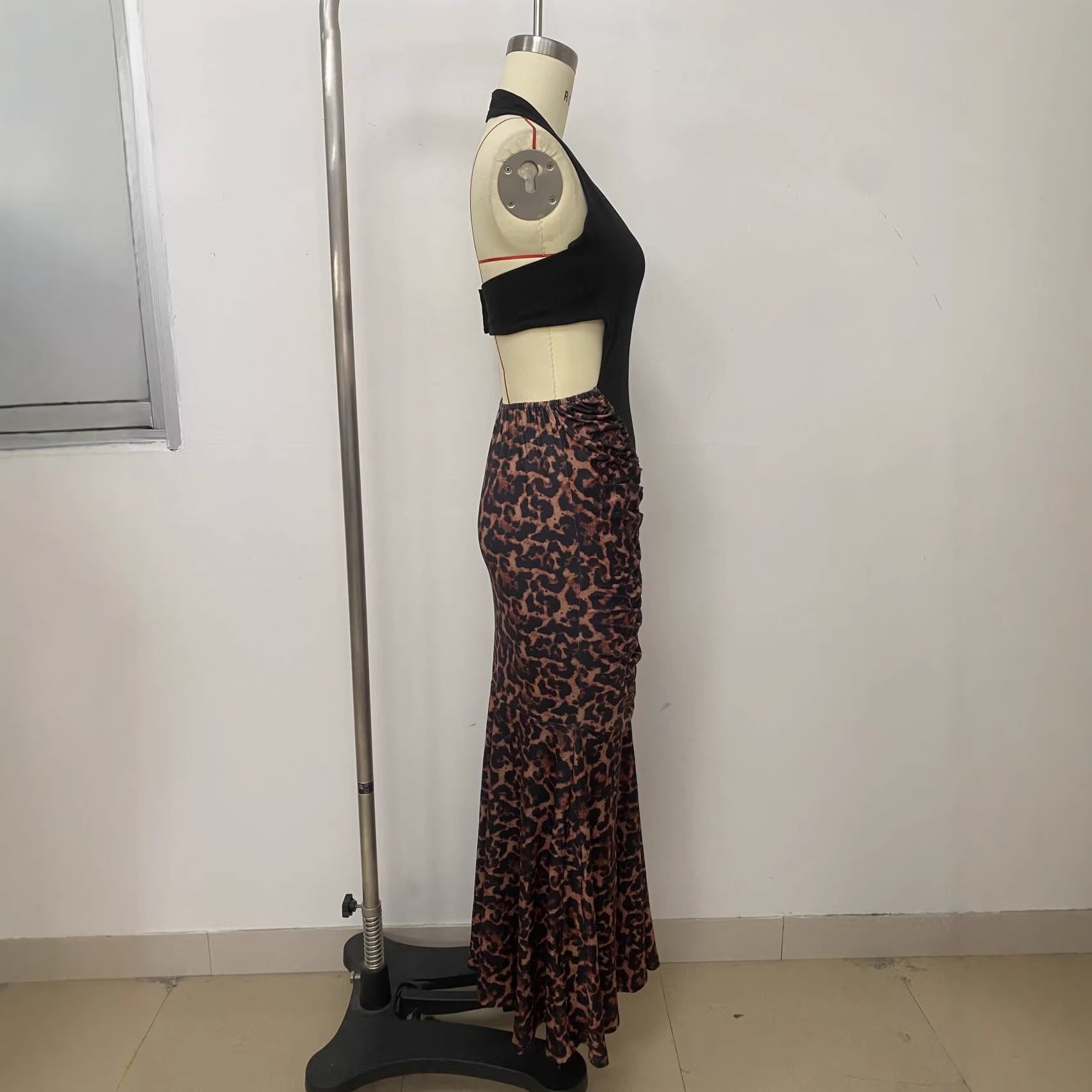 Women V-Neck Halter Neck Slit Patchwork Leopard Print Hollow-Out Dress